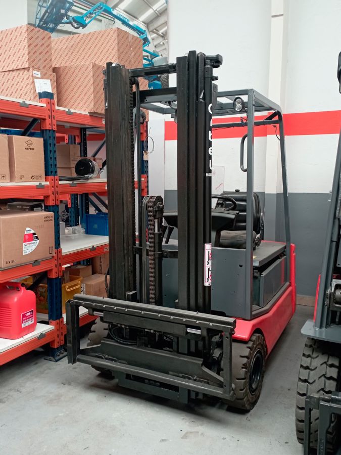 Forklifts-> Electric forklift: STILL R 20-15  8200€